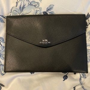 🖤 Authentic COACH Envelope 🖤